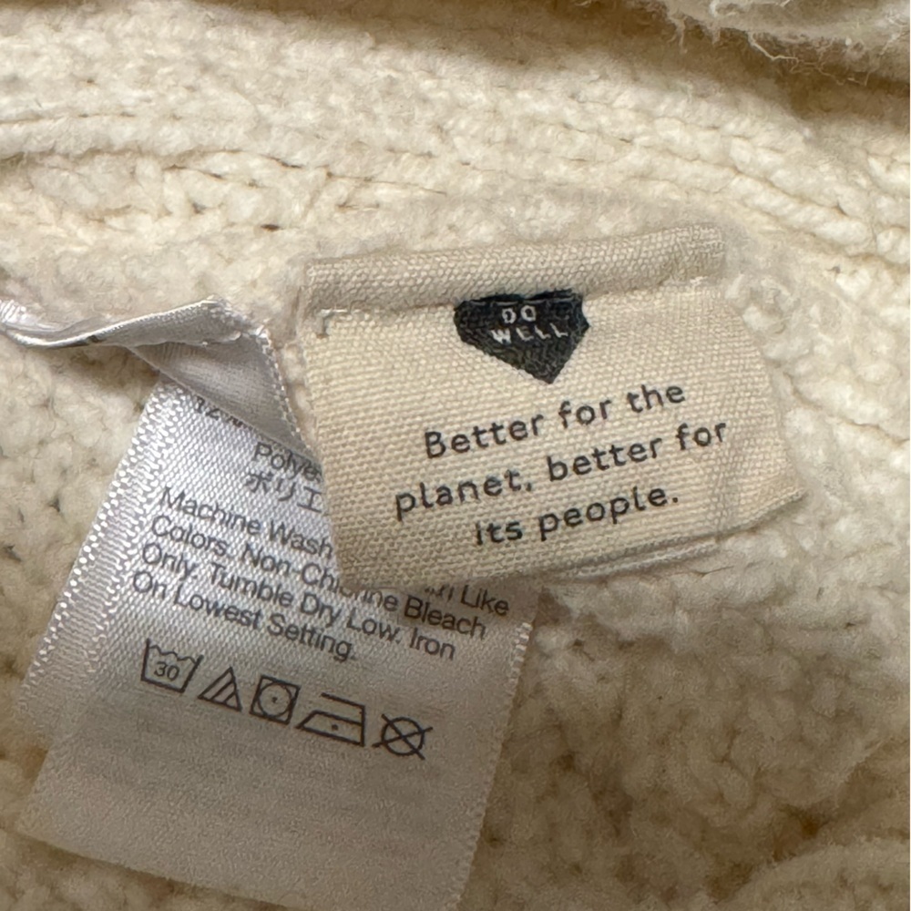 Madewell Women’s Cable Knit Turtleneck Sweater - Picture 5 of 6